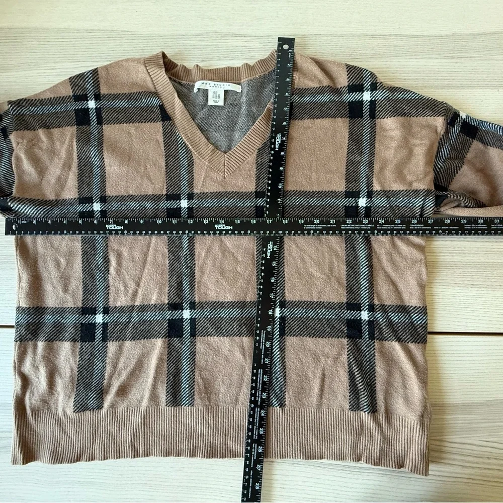 Max Studio brown black pullover plaid v-neck sweater plus size 2X - Picture 4 of 7